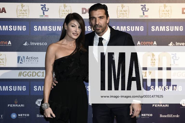 - SPORT Lega Calcio Gala in Mailand Db Milano 27 11 2017 - assemblea ordinaria Lega Calcio Serie A foto Daniele Buffa Image nella foto: Gianluigi Buffon-Ilaria D amico