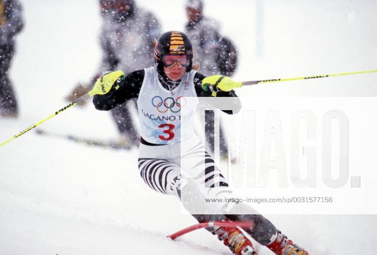 Katja Seizinger Ski Alpin Olympia 1998 in Nagano 08 02 1998 Gold medal in downhill and combination Bronze medal in the RSL action Slalom Nagano Japan
