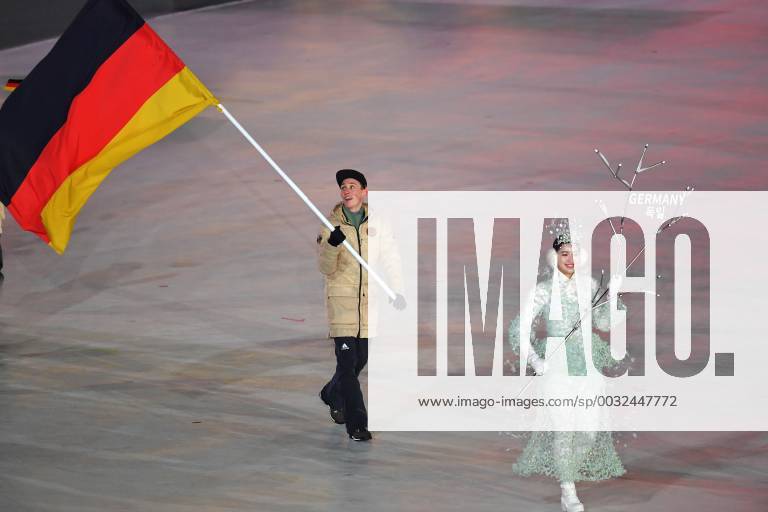 Invasion of the German delegation athletes with flag bearer Eric FRENZEL GER Nordic combined opening ceremony opening ceremony PyeongChang Olympic Stadium on 09 02 2018 Winter Olympics 2018 from 09 02 25 02 2018 in PyeongChang of South Korea