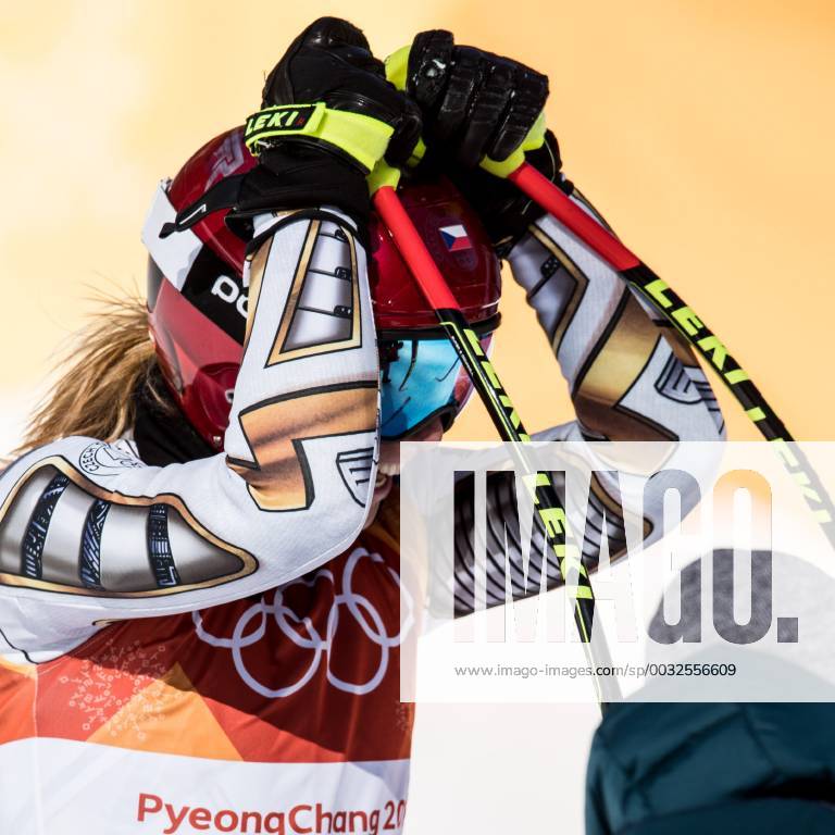 - SPORT (180217) -- PYEONGCHANG, Feb. 17, 2018 -- Ester Ledecka of the Czech Republic reacts after the ladies super giant slalom of Alpine Skiing at the 2018 PyeongChang Winter Olympic Games Olympische Spiele Olympia OS at Jeongseon Alpine Centre, South Korea, on Feb. 17, 2018. Ester Ledecka won the gold medal in the time of 1:21.11. ) (SP)OLY-SOUTH KOREA-PYEONGCHANG-ALPINE SKIING-LADIES SUPER-G WuxZhuang