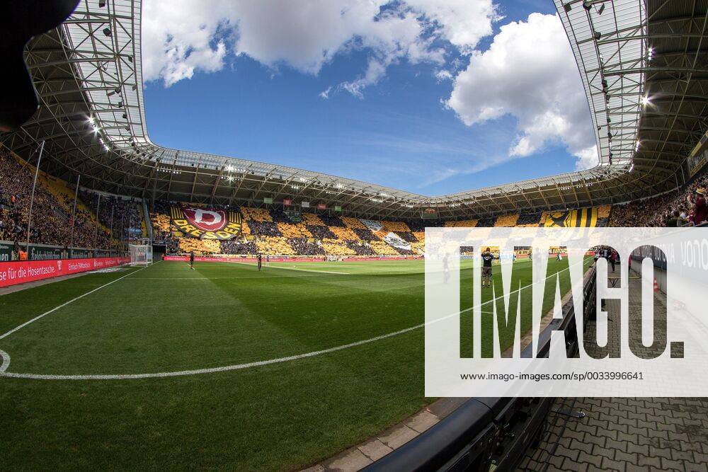 Great choreography at the beginning of the game over Weststandüne and K Block on the occasion of the 65 club birthday of Dynamo Dresden 2 Bundesliga season 2017 18 30 Round SG Dynamo Dresden Holstein Kiel Saturday 14 04 2018 SG Dynamo Dresden vs Holstein Kiel