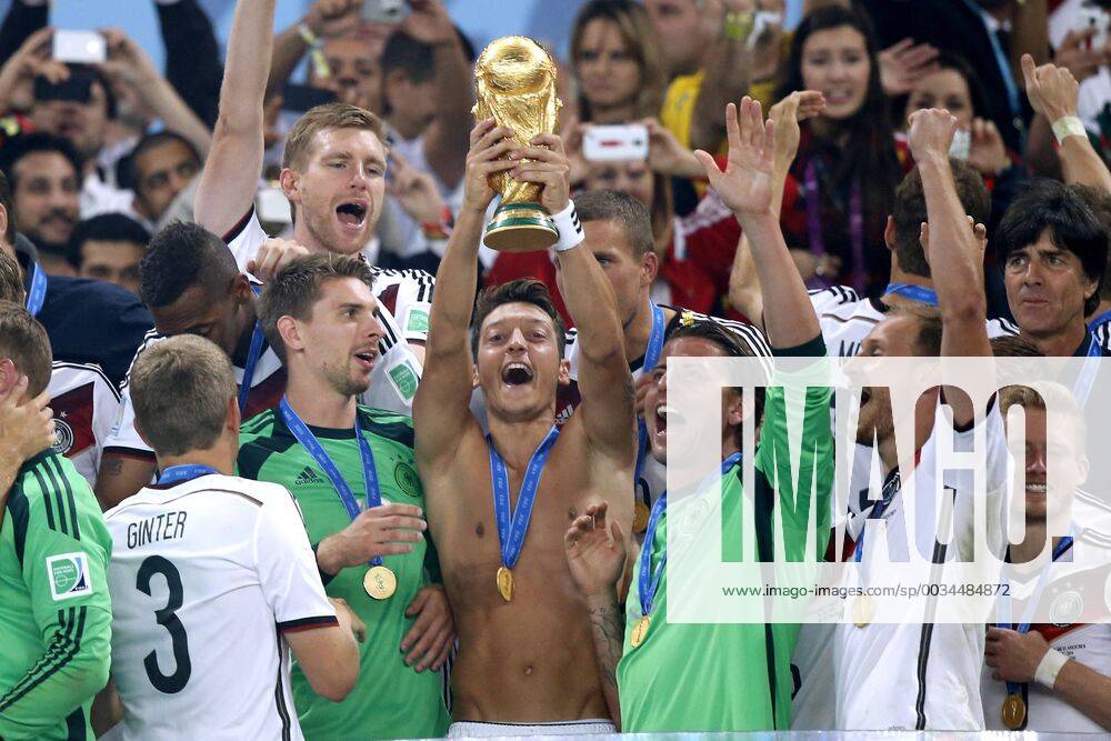 OEZIL Mesut Team Germany at the award ceremony with World Cup World Cup 2014 Brasil FIFA World Cup Brazil 2014 Final game Germany v Argentina 1 0 on 13 July 2014 in Rio de Janeiro