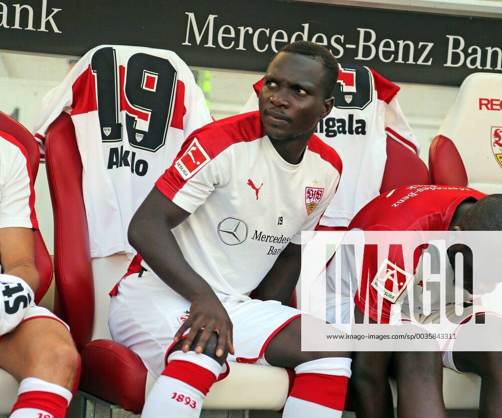 VfB Stuttgart Atletico Madrid Germany Stuttgart 05 08 2018 Football Bundesliga Season 2018 2019 Test match VfB Stuttgart Atlético Madrid Chadrac Akolo VfB Stuttgart