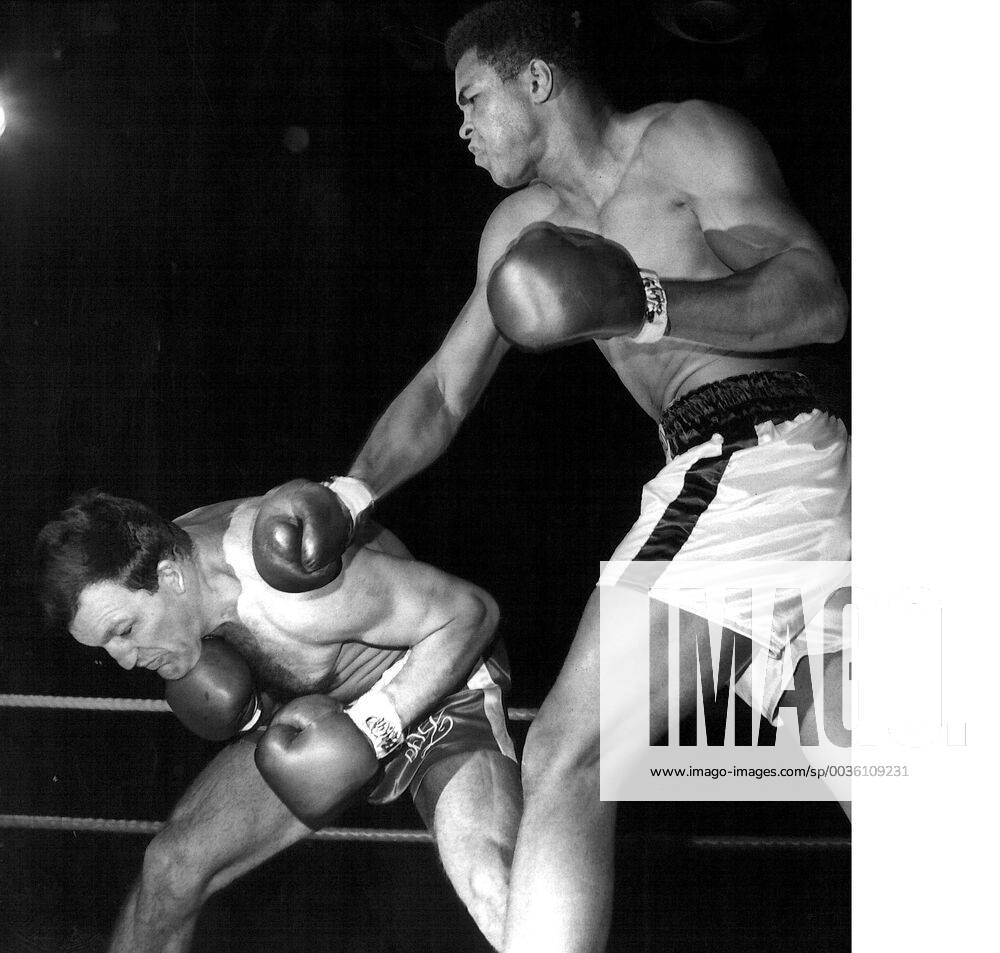 LONDON ---- WORLD HEAVYWEIGHT CHAMPION MUHAMMAD ALI ALIAS CASSIUS CLAY, PROVED LAST NIGHT THAT HE WAS STILL THE GREATEST. HE KNOCKED OUT BRITAIN S BRIAN LONDON AFTER ONE MINUTE AND 4O SECONDS OF THE THIRD ROUND OF THE SCHEDULED 15-ROUND CONTEST AT EARL S COURT, LONDON. .JEP WST BELGA. x85129289stx