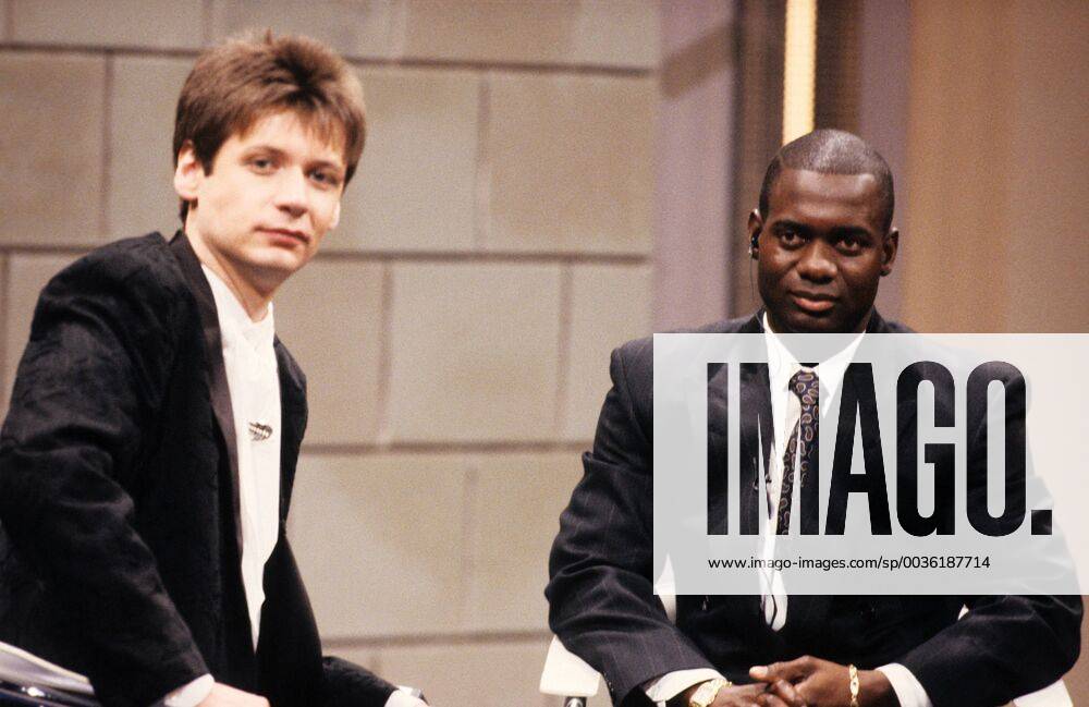 Günther Jauch and Ben Johnson re photographed on 07 08 1998 in Frankfurt television reporter