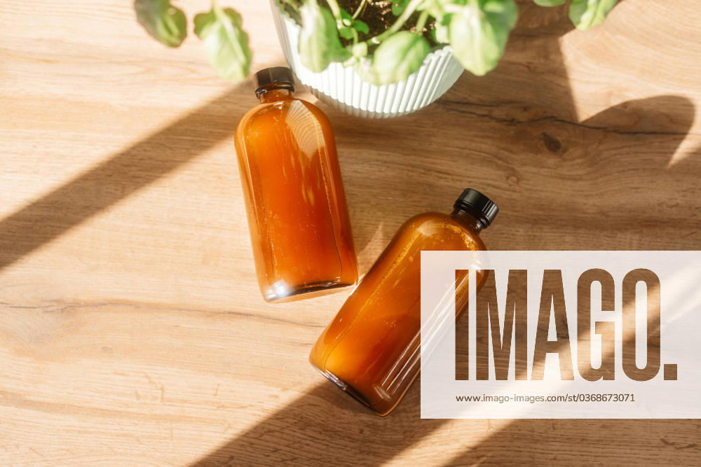 Homemade Organic Kombucha in Brown Glass Bottle Canada, Alberta, Edmonton R_DVQR231128F2-1295827-01