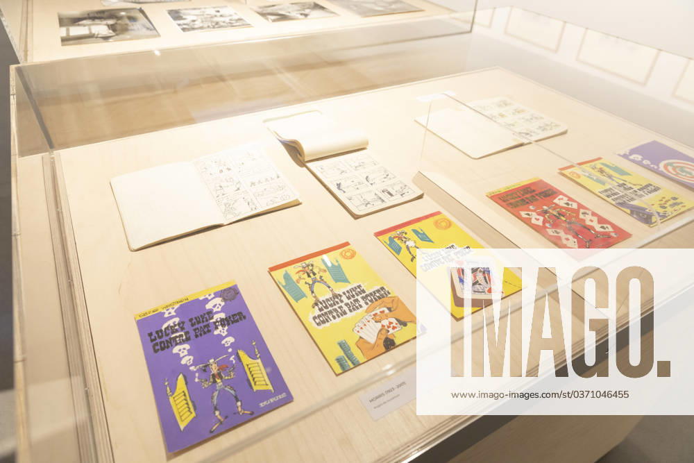 - Visuals of the exhibition -Morris 100 ans, 100 oeuvres-. - 01 12 2023 - Belgium Brussels Brussels - Until January 2024, the HubertyEtBreyne gallery in the Belgian capital is hosting an exhibition and sale of plates by Lucky Luke cartoonist Morris, to mark the 100th birthday of his creator. The exhibition coincides with the release of a new Lucky Luke album drawn by Blutch. NicolasxLandemardx Pictorium LePictorium_0287010