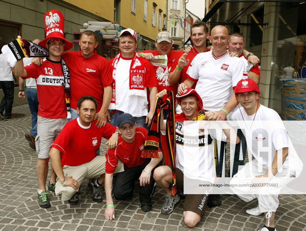 Verbrüderung zwischen deutschen und polnischen Fans in Klagenfurt Fußball EM Herren Euro 2008, Länderspiel, Nationalmannschaft, Deutschland - Polen Totale Klagenfurt Harmonie,