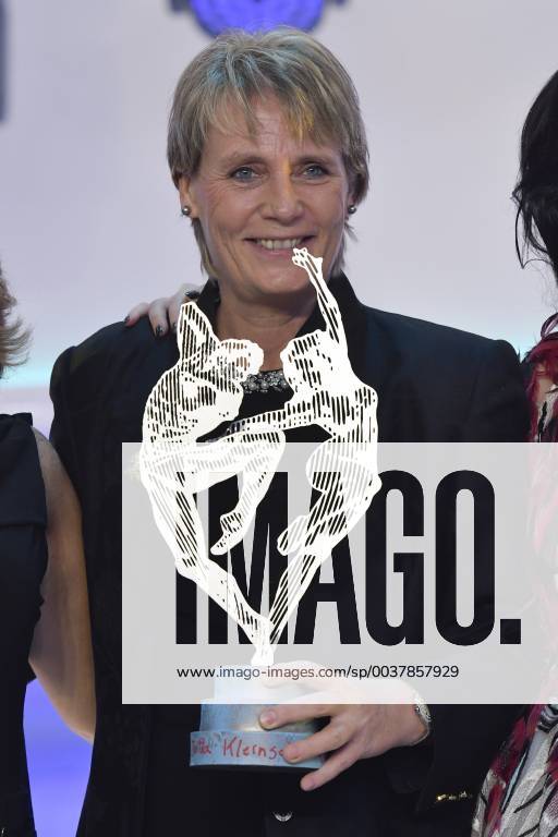 Jutta Kleinschmidt (Allemagne seule femme vainqueur du Paris-Dakar) CELEBRITES : Monaco World Sports Legends Award - Monaco - 08 12 2018 NorbertScanella Panoramic