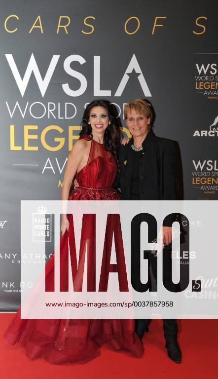 Lorena Baricalla - Jutta Kleinschmidt (Allemagne seule femme vainqueur du Paris Dakar) CELEBRITES : Monaco World Sports Legends Award - Monaco - 08 12 2018 NorbertScanella Panoramic
