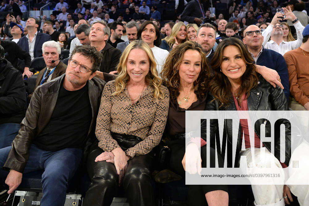 Celebrities watch the visiting Utah Jazz lose to the home town New York Knicks, 118-103 at Madison Square Garden Featuring: Michael J. Fox, Tracy Pollan, Jennifer Grey, Mariska Hargitay Where: New York, New York, United States When: 30 Jan 2024 Credit: Michael Simon startraksphoto.com . NOT FOR USE BY NEWSPAPERS BASED IN THE UK.
