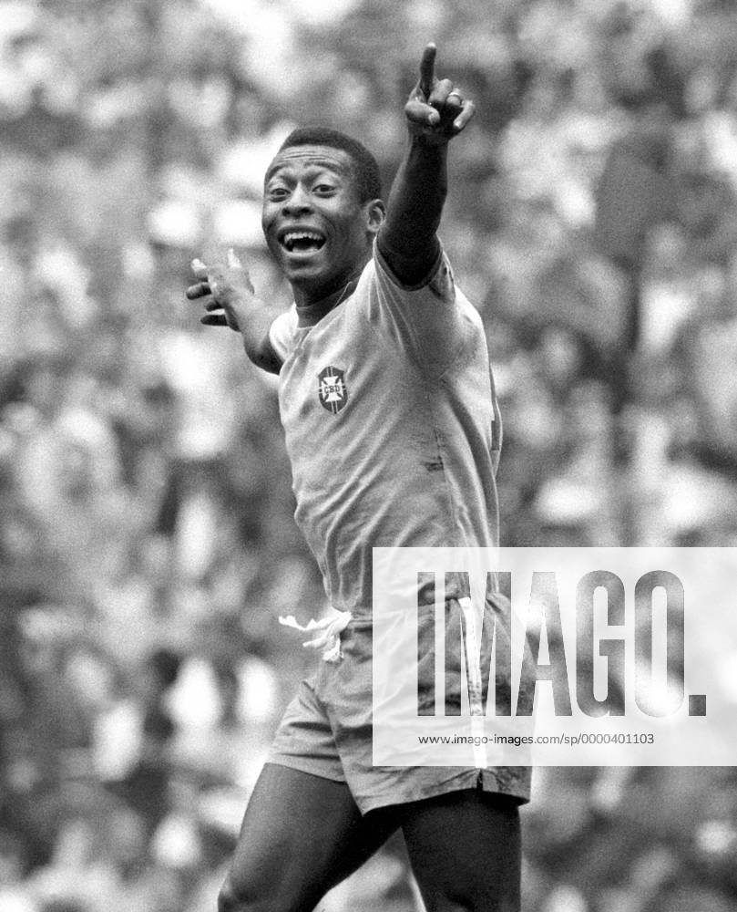 Pelé (Brasilien) jubelt Fußball WM Herren Weltmeisterschaft 1970, Finale, Endspiel, Länderspiel, Nationalmannschaft, Nationalteam Einzelbild Estadio Azteca, Azteken Stadion Mexico-City Freude, Begeisterung,