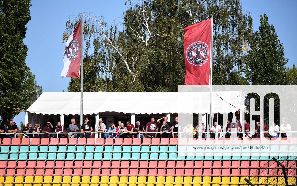 Football, Men, Regionalliga Nordost, Season 2019 2020 9 Matchday , BFC Dynamo 1 FC Lok Leipzig 0 0 , Fans and flags of the BFC, 22 09 2019,