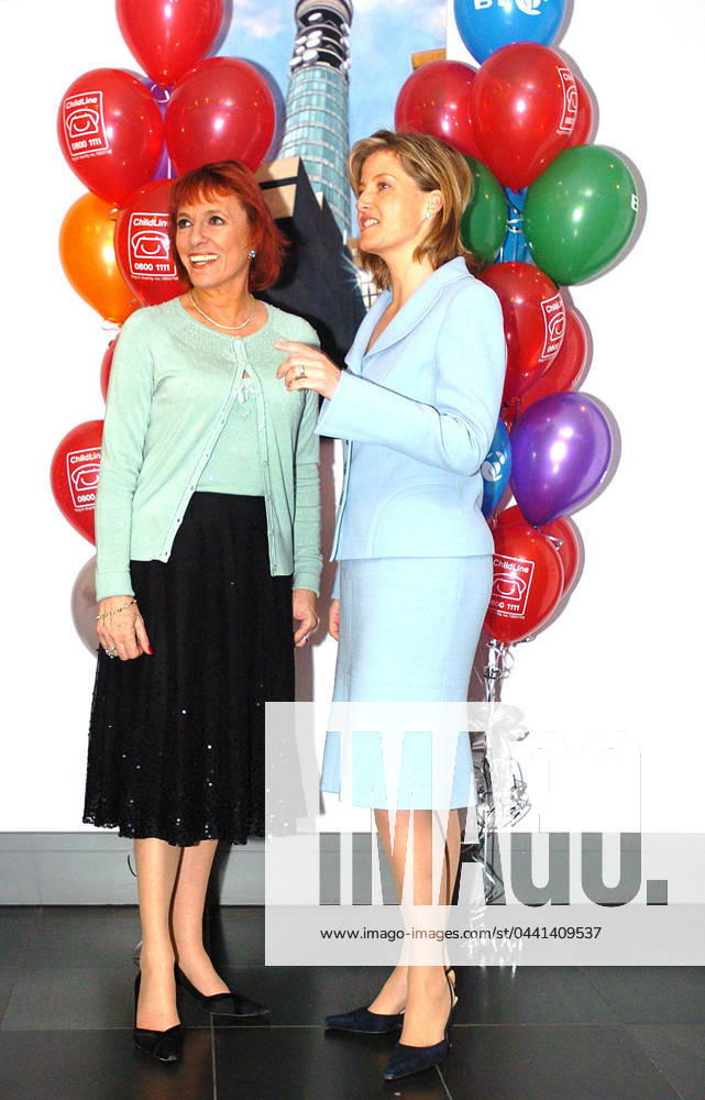 BT Childline Services to Children Awards Broadcaster and Childline founder Esther Rantzen and HRH The Countess of Wessex attend the BT Childline Services to Children Awards 2004 at the BT Tower in London. - Date: 10.12.2004., Credit:uppa.co.uk Avalon United Kingdom
