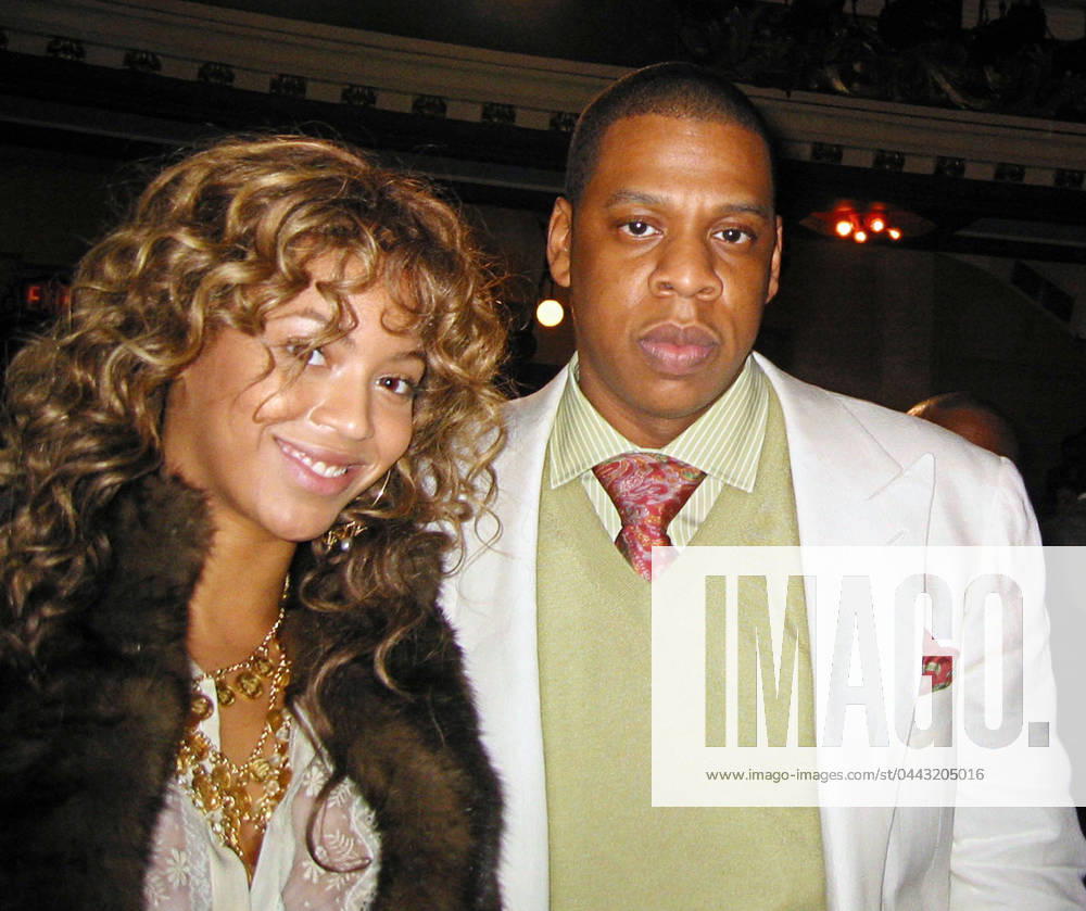 JULIUS CAESAR OPENING NIGHT BEYONCE AND JAY Z AT THE OPENING NIGHT OF THE BROADWAY PLAY JULIUS CAESAR HELD AT THE BELASCO THEATRE. NEW YORK CITY. 3 APRIL 2005. PICTURES NO NEW YORK DAILY NEWS PLEASE, Credit:Aubrey Reuben Avalon 0542987609