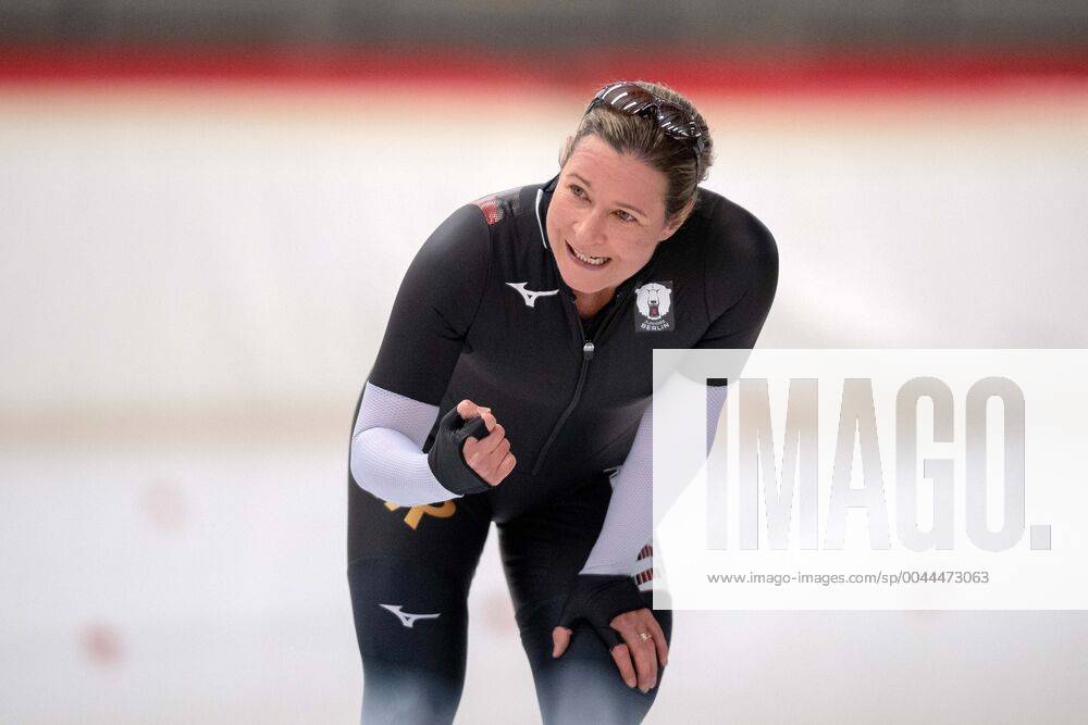 Speed Skating Inzell 08 11 2019 Season 2019 2020 German Championships DM 3000 m Women Women Claudia Pechstein