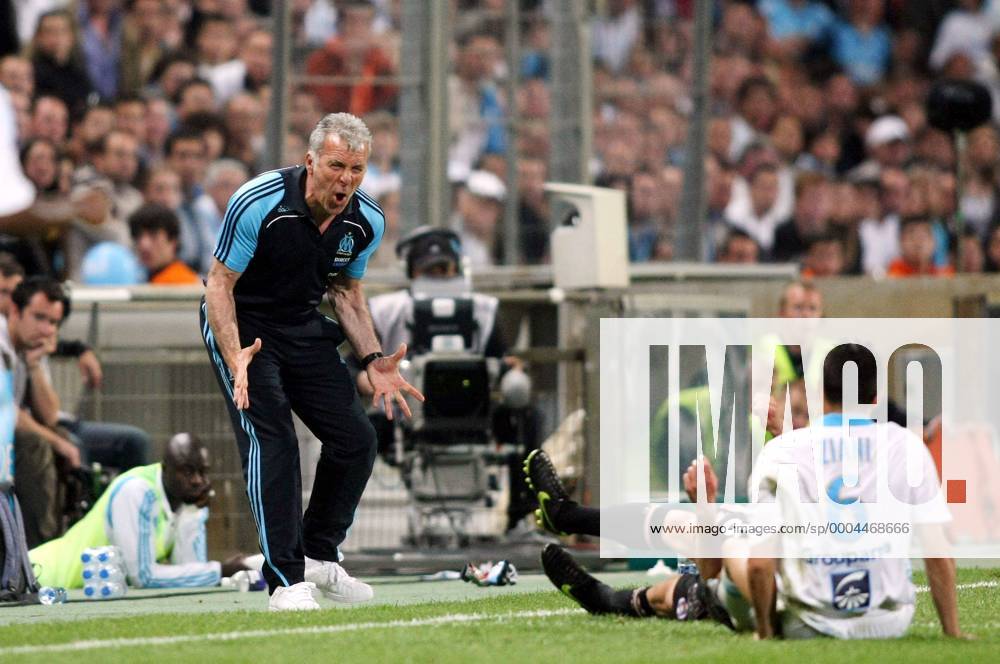 Trainer Eric Gerets (Marseille, li.) wütend - (pan13355) Fußball Herren Ligue 1 2008 2009, 1. Französische Liga, Olympique de Marseille, OM Gruppe Marseille Enttäuschung, Wut,