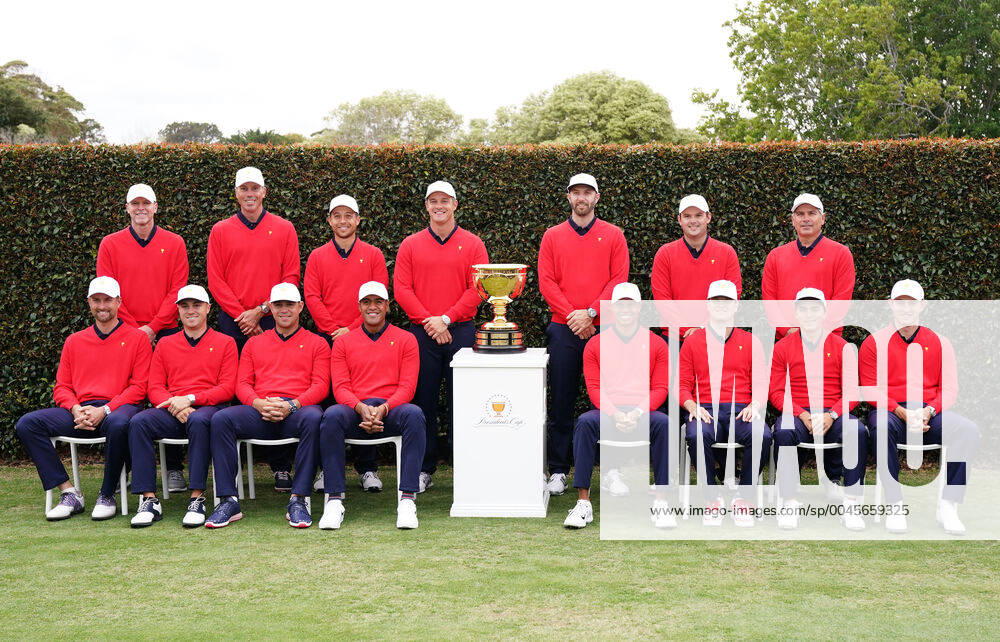 GOLF PRESIDENTS CUP, (Back left to right) Assistant Captain Steve Stricker, Matt Kuchar, Xander Schauffele, Bryson DeChambeau, Dustin Johnson, Patrick Reed, Assistant Captain Fred Couples, (front L-R) Webb Simpson, Justin Thomas, Gary Woodland, Tony Finau, Playing Captain Tiger Woods, Assistant Captain Zach Johnson, Rickie Fowler and Patrick Cantlay pose for the United States team photo ahead of the 2019 Presidents Cup golf competition at the Royal Melbourne Golf Club in Melbourne, Wednesday, December 11, 2019. ( NO ARCHIVING, , NO USE IN BOOKS WITHOUT CONSENT MELBOURNE VIC AUSTRALIA