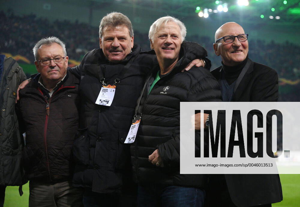 Football, UEFA Europa League 2019 20, Group stage, 4 Matchday, Borussia Moenchengladbach AS Rome 2 1, , Gladbachs former goalkeeper Wolfgang Kleff, Hans Guenter Bruns, former goalkeeper Ulrich Sude Moenchengladbach North Rhine-Westphalia Germany Team2