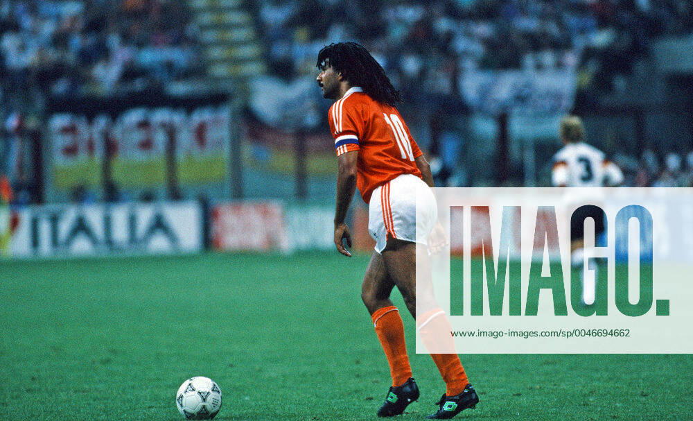 Germany Netherlands Italy, Milan, 24 06 1990, Football, FIFA World Cup 1990 in Italy, Eighth Final, DFB Germany Netherlands 2 1 Ruud Gullit Netherlands