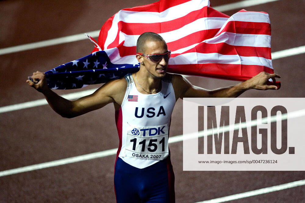 Athletics, World Athletics Championships Gold medalist Jeremy Wariner of USA celebrate after 400 m at The World Athletics Championships on August 31, 2007 in Osaka, Japan BILDBYRAN,