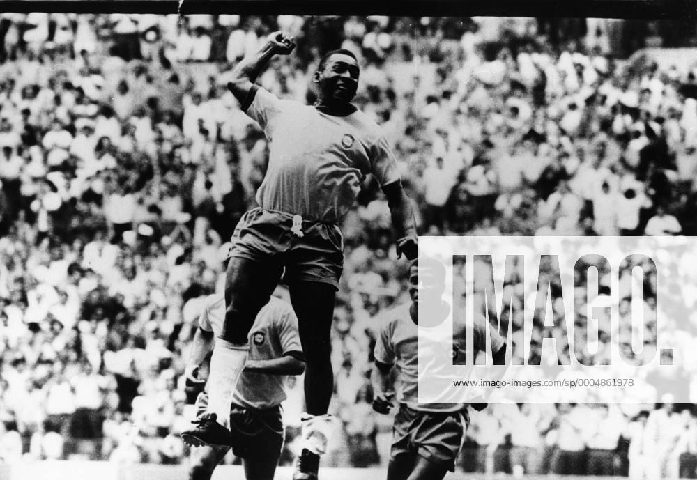 Pele (BRA) Jubel - - ZUMAk09 o0 Fußball WM Länderspiel Nationalmannschaft o0 Herren