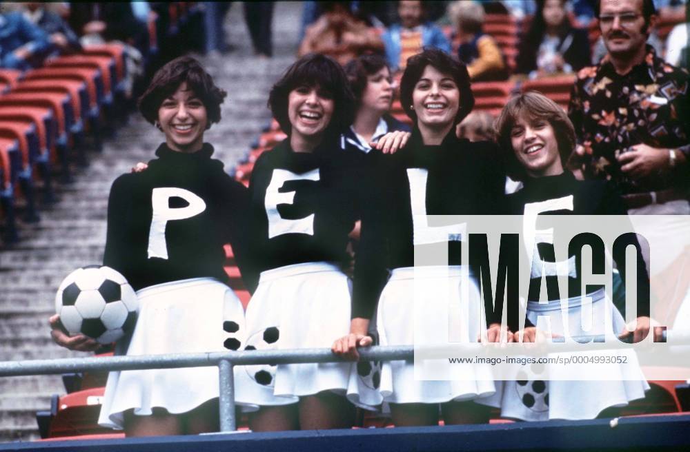 Pele female fans. Pele s Last Game before retiring from playing football.