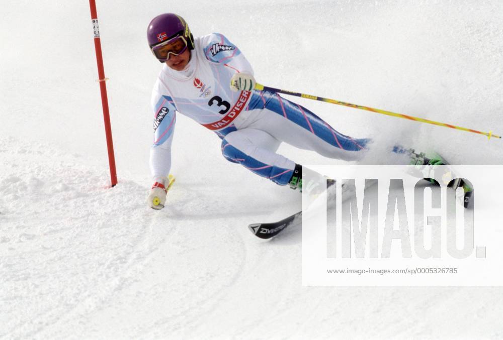 Kjetil Andre Aamodt (Norwegen) Alpiner Skilauf OS Winter Herren Olympische Spiele Albertville 1992, Winterspiele, Super G o00 Ski Einzelbild Val d Isere, dIsere Dynamik,