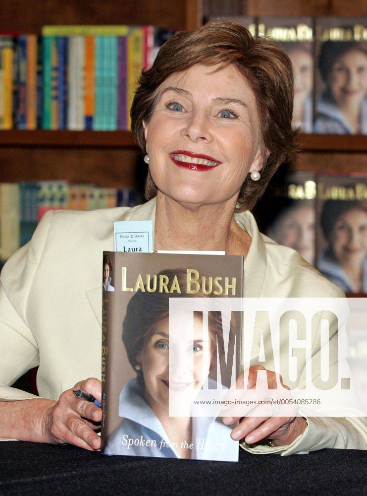 Former First Lady Laura Bush sign books during an event to promote her memoirs Spoken from the Heart at Books and Books in Coral Gables Florida on May 28, 2010. MIA2010052818