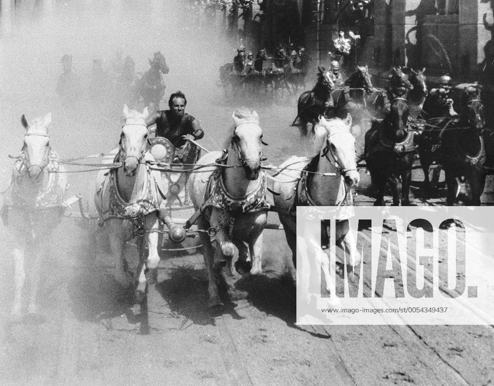 KPA65350.jpg BEN HUR Ben Hur USA 1959 William Wyler Szene vom Wagenrennen: CHARLTON HESTON als Ben Hur B45656 rights=ED UnitedArchives65350