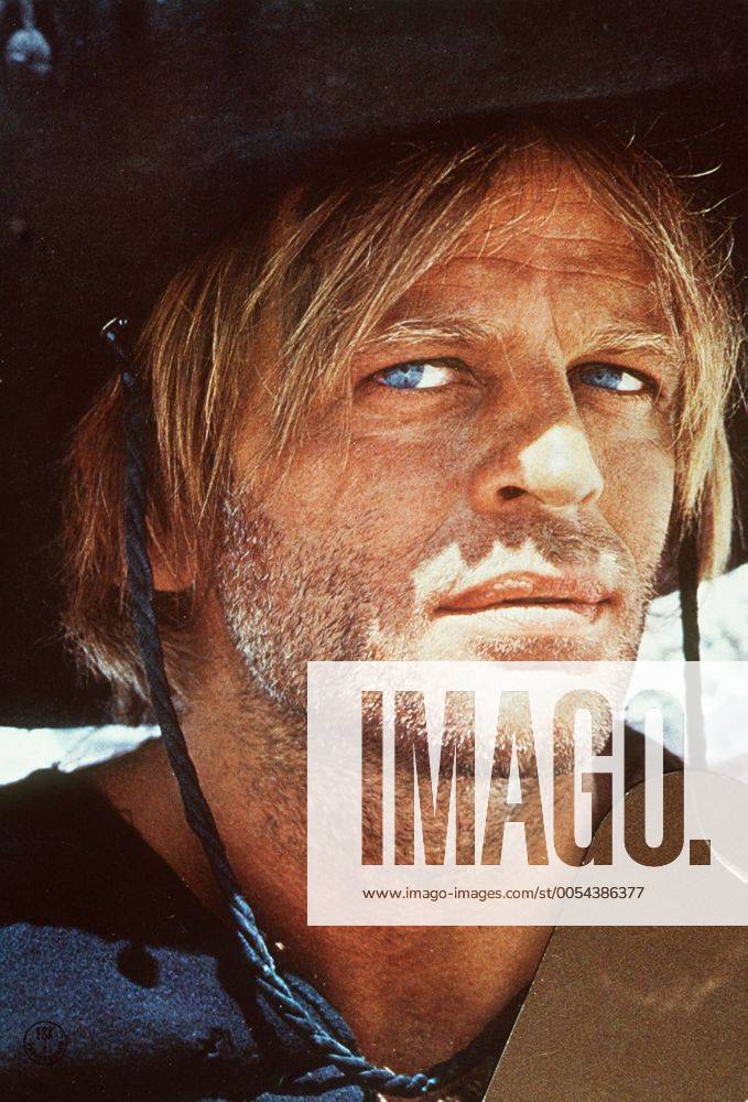 Für ein paar Dollar mehr (I ESP D 1965) Colonel Mortimer und Monco sind hinter dem mexikanischen Banditen Indio her. Den rivalisierenden Kopfgeldjägern winkt eine besonders hohe Prämie... Bild: Wild (KLAUS KINSKI) N , 18KPAPROFUE2 UnitedArchives09141