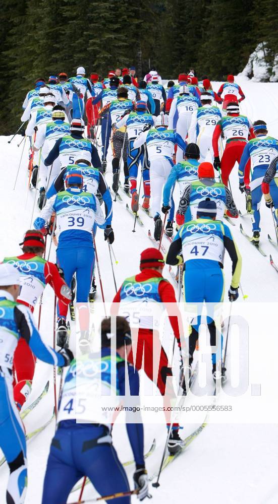 OLYMPIA - Olympische Winterspiele 2010 WHISTLER,KANADA,28.FEB.10 - DIVERS, OLYMPIA, SKI NORDISCH, LANGLAUFEN - Olympische Winterspiele Vancouver 2010, 50km Massenstart der Herren, klassisch. Bild zeigt das Feld. o0 Langläufer Teilnehmer Starter Totale