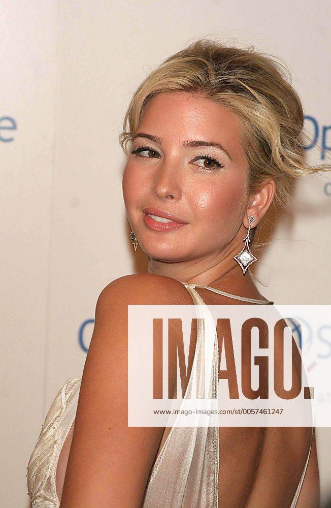 New York, New York, U.S. - OPERATION SMILE S ANNUAL- THE SMILE COLLECTION BLACK-TIE CHARITY DINNER AND LIVE AUCTION IN NEW YORK New York.SKYLIGHT STUDIOS-NYC 05 19 06.IVANKA TRUMP. - - 2006..I10777JZ New York U.S. - ZUMAz24