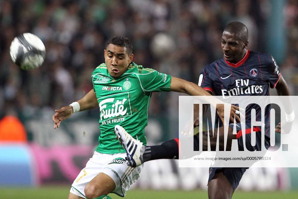 AS Saint Etienne (ASSE) - Paris St. Germain (PSG) - Dimitri Payet (ASSE, li.) gegen Younousse Sankhare (PSG) - Stade Geoffroy Guichard - Saint Etienne - LEMAISTREx