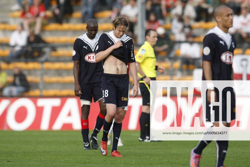 Valenciennes FC (rot) - Girondins de Bordeaux (schwarz), Enttäuschung Jaroslav Plasil - NxLeGouicxFep -