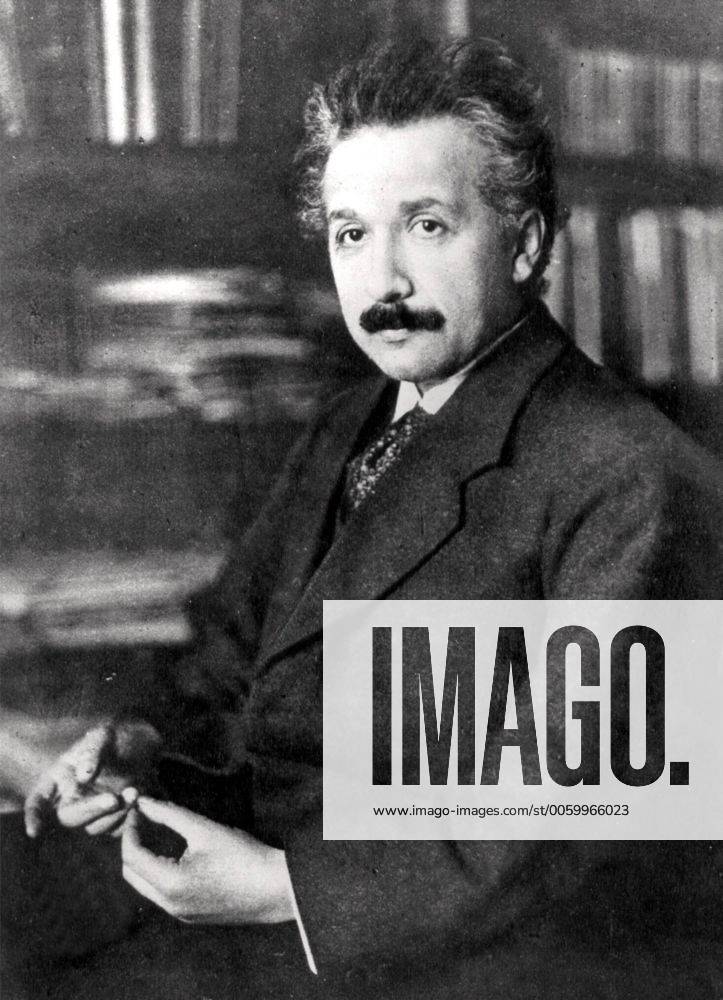 Albert Einstein 1921 UnitedArchives00232034