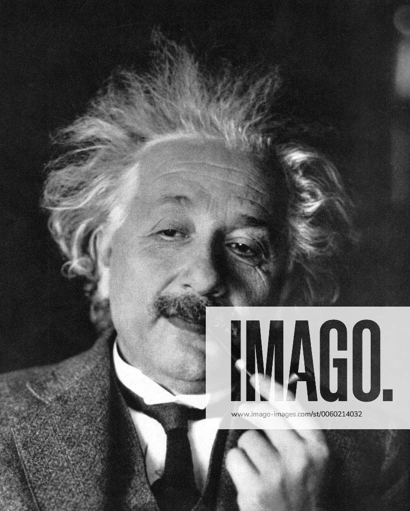 Albert Einstein UnitedArchives01013568