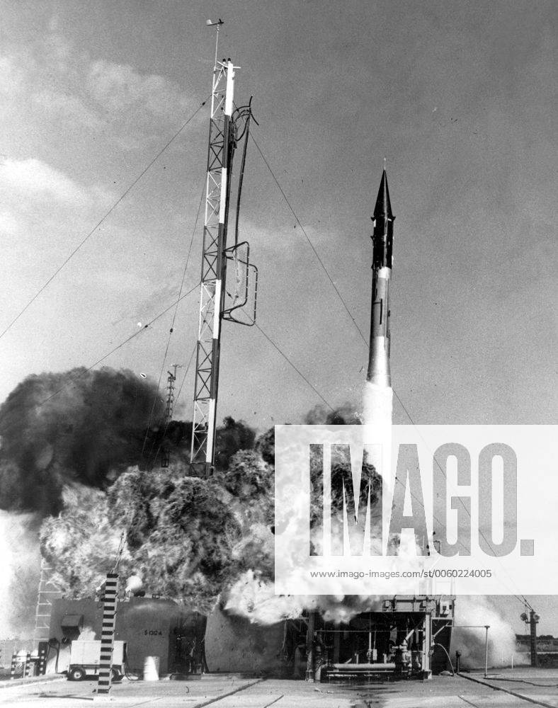 The Vanguard 3-stage rocket, carrying America s first Sputnik bound for outer space, is counted down... and out! Something went wrong, and this huge explosion was the result of months of experiments and trials. American hopes exploded sky-high at the failure of the first attempt. 9th December 1957 UnitedArchives01021971