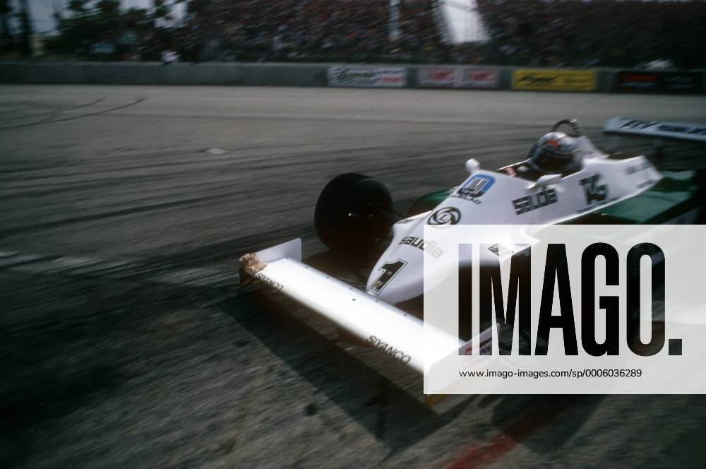 Alan Jones (Australien Williams Ford) in seinem Boliden - Motorsport Grand Prix Herren Großer Preis der USA West 1981, Formel 1 WM, F1, F, GP Einzelbild Long Beach