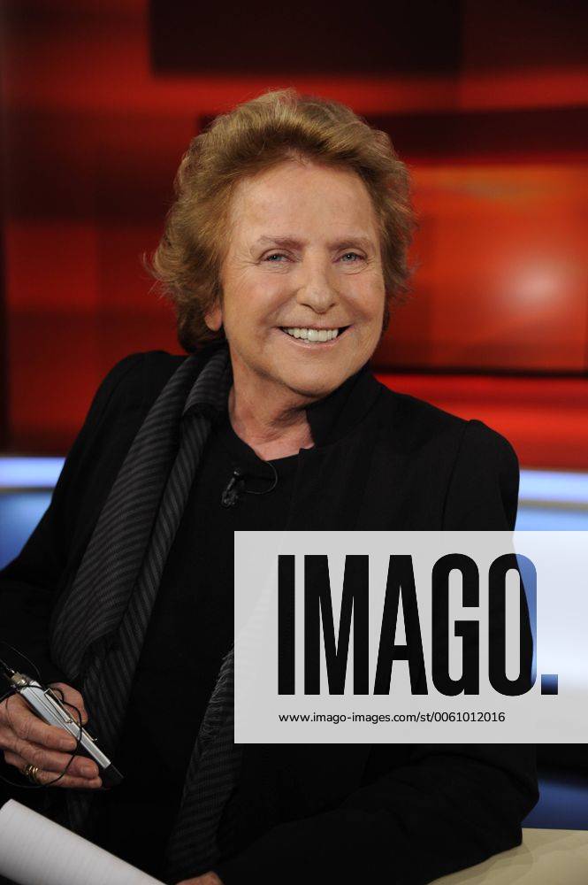 Die Journalistin und TV-Produzentin Gisela Marx zu Gast in der ARD Talkshow Hart aber Fair am 03.02.2014 in Köln.