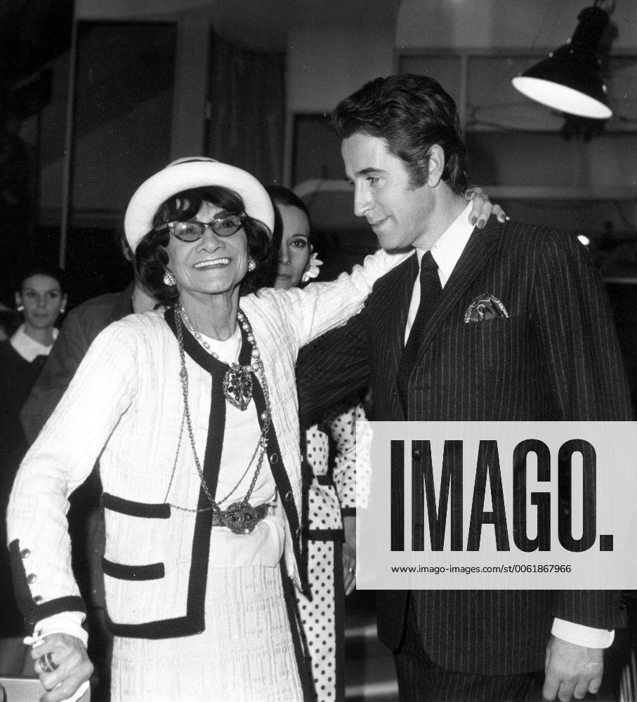 IMAGO ICONS: Coco Chanel Jan. 28, 1968 - Paris, France - (File Photo) COCO CHANEL (born Gabrielle Bonheur Chanel) was a French fashion designer whose menswear-inspired fashions, and pursuit of expensive simplicity made her the most important figure in the history of 20th-century fashion. Her influence was such that she was the only person in the field to be named on TIME Magazine s 100 most influential people of the 20th century. PICTURED: Coco with dancer, JACQUES CHAZOT. Paris France - ZUMAk09