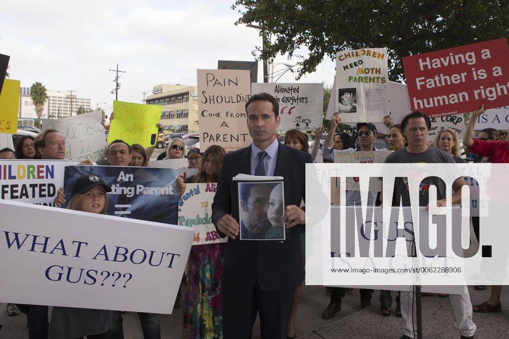 Jason Patric, Actor, Activist and Founder of Stand Up for Gus - Protest in support of Patrics fight to be recognized as the father of a four-year-old boy, Gus - Los Angeles - 02 09 2014 ChrisElise PanoramicUSA