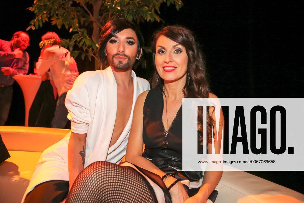 ORF-Zentrum, GREAT MOMENTS - 60 Jahre ORF , die TV-Show zum runden Geburtstag im Bild: Conchita Wurst, Monika Ballwein