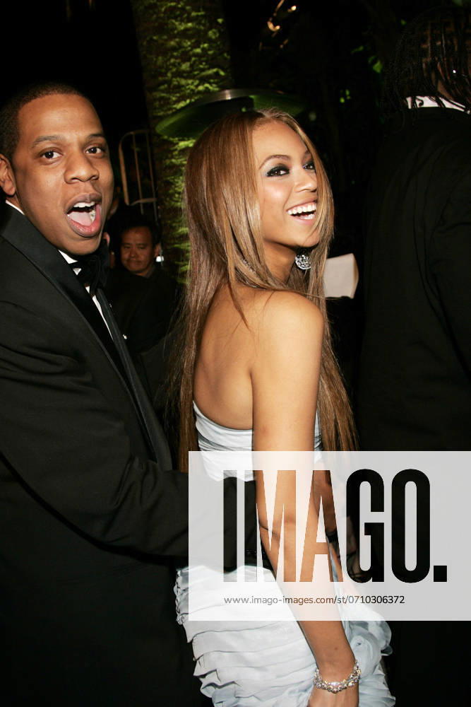 Beyonce Knowles and Jay Z at the Vanity Fair Oscar Party held at Mortons Restaurant. West Hollywood, 27 February 2005. FAM14545