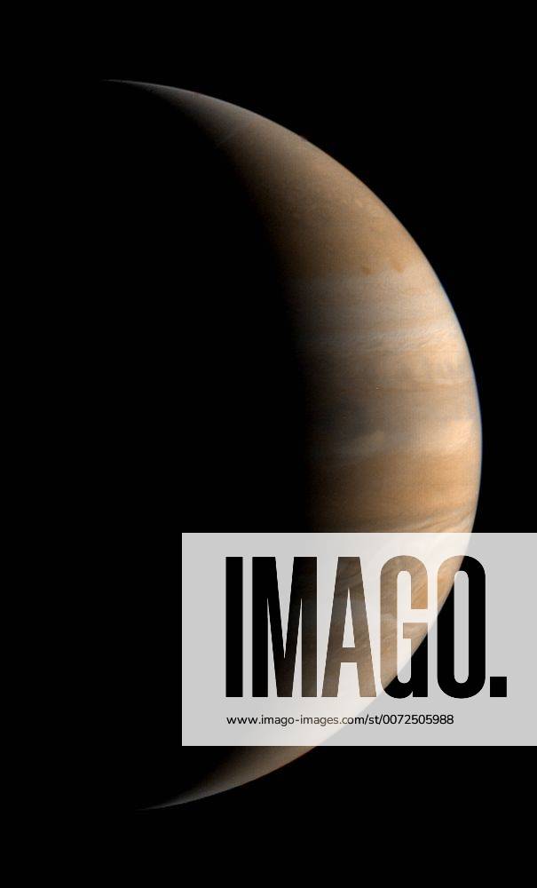 This crescent view of Jupiter was taken by Voyager 1 on March 24, 1979. WHA !ACHTUNG AUFNAHMEDATUM GESCHÄTZT!