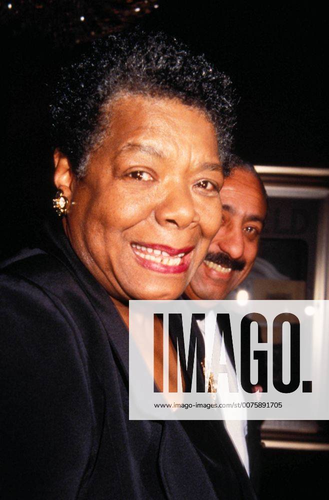 Sept. 28, 2007 - THE PREMIERE OF GHOSTS OF MISSISSIPPI AT THE ZIEGFELD THEATRE NEW YORK CITY 12-08-1996.MAYA ANGELOU. KELLY JORDAN- - ZUMAg49_ 20070928_gaf_g118_158