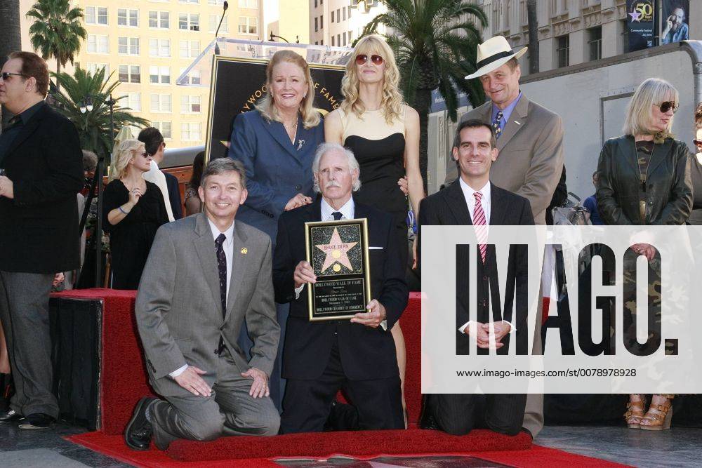 Bruce Dern, Laura Dern and Diane Ladd at the Hollywood Chamber of Commerce ceremony to honor Bruce Dern, Laura Dern and Diana Ladd with three stars on the Hollywood Walk of Fame in Hollywood, CA