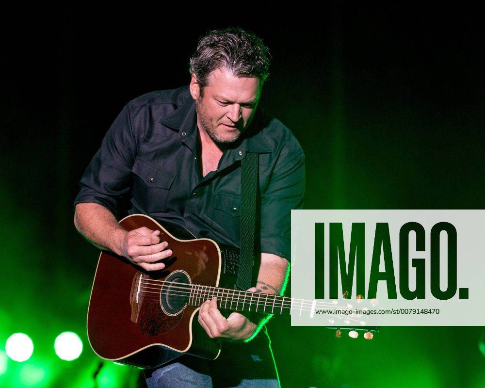 Oshkosh, Wisconsin, U.S - BLAKE SHELTON during Country USA at Ford Festival Field in Oshkosh, Wisconsin Oshkosh U.S. - ZUMAs135 20170620_zap_s135_020