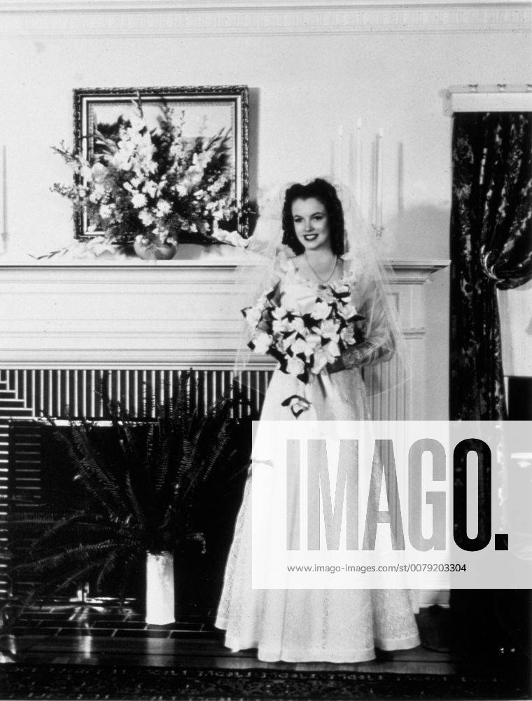 IMAGO ICONS: Marilyn Monroe Marilyn Monroe circa 1942 Hollywood CA USA