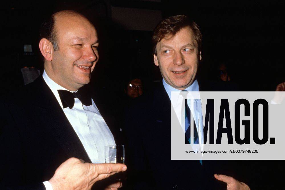 Die Goldene Kamera 1988, Verleihung am 18. Februar 1989 im Verlagshaus der Axel Springer GmbH in Berlin, Walter Momper und Eberhard Diepgen